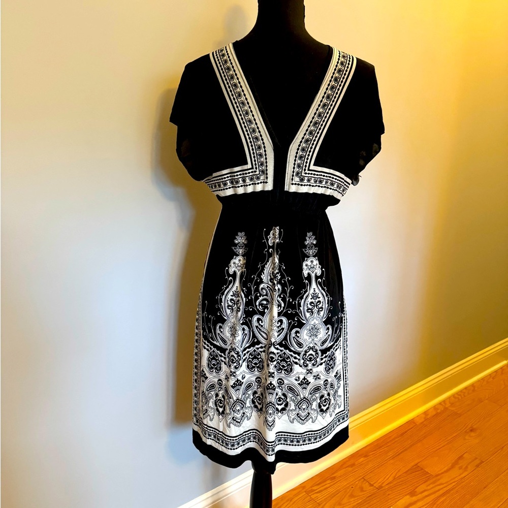 Black and White Tunic Dress - L/XL